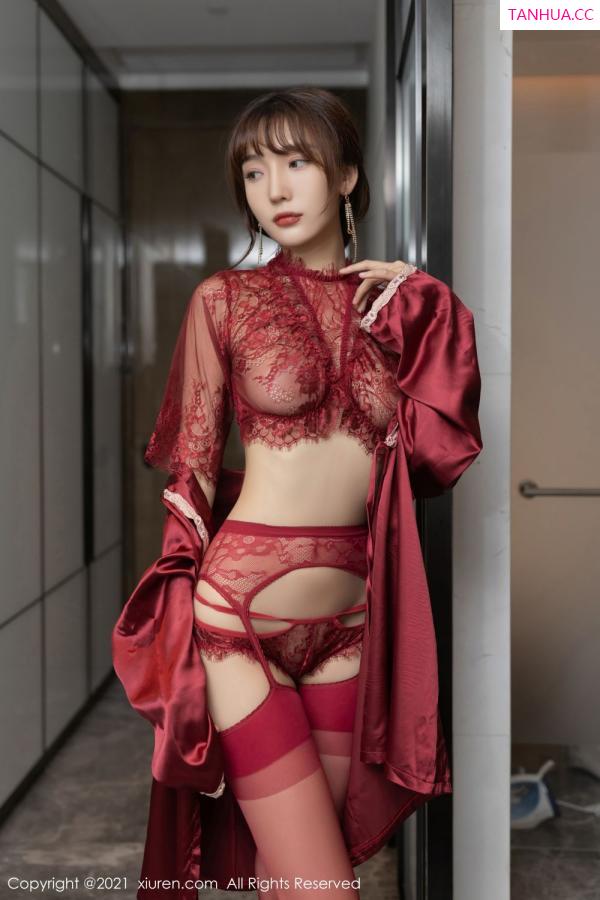 陆萱萱  [XiuRen]高清写真图 2021.11.04 No.4168 陆萱萱第4张图片